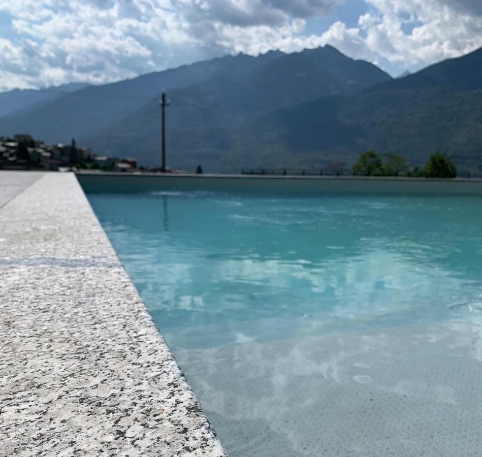 Guest House Le Cassandre Sondrio Bagian luar foto