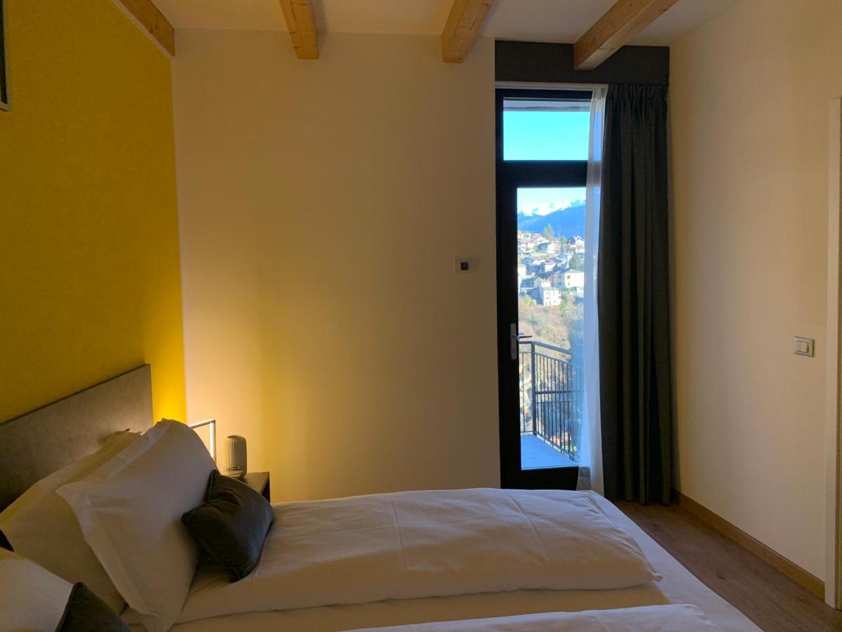 Guest House Le Cassandre Sondrio Bagian luar foto