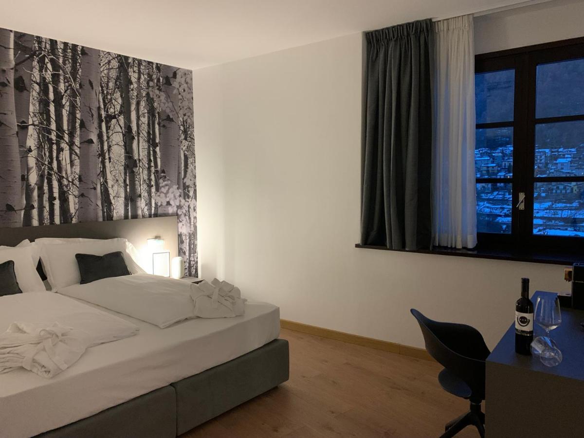 Guest House Le Cassandre Sondrio Bagian luar foto