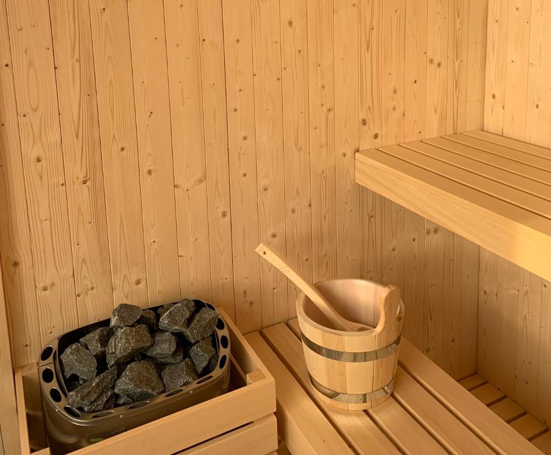 Guest House Le Cassandre Sondrio Bagian luar foto