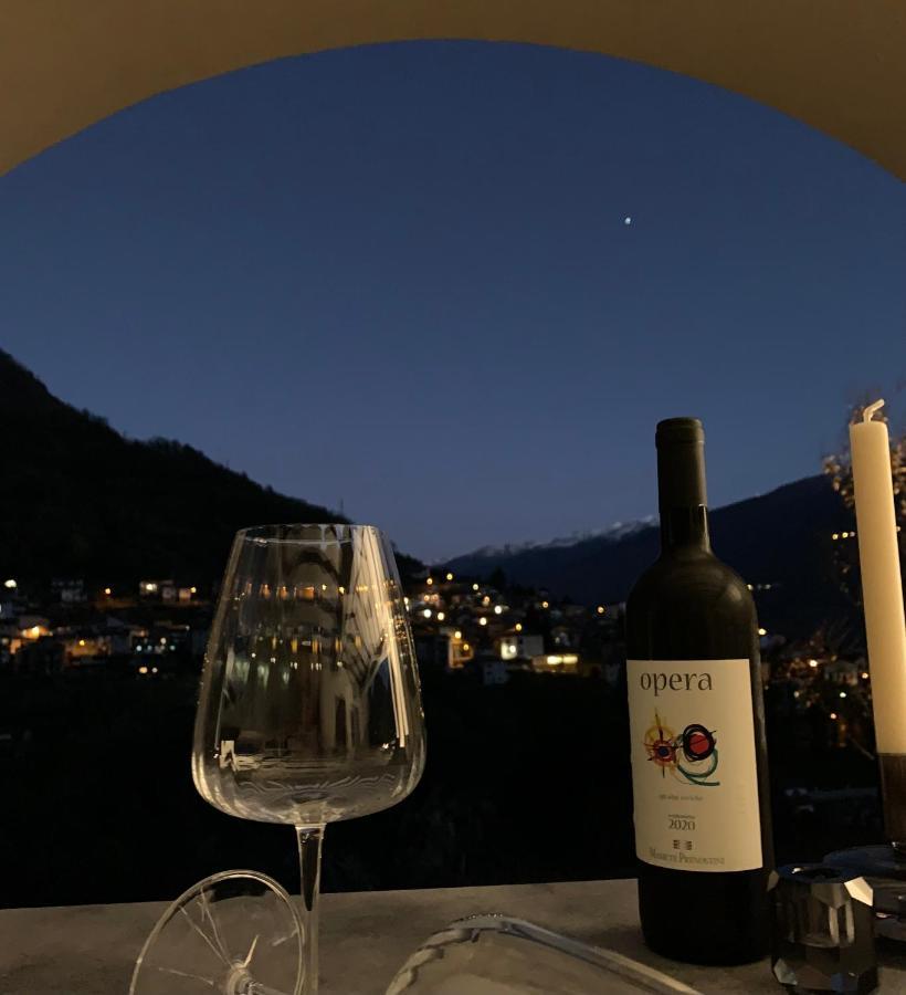 Guest House Le Cassandre Sondrio Bagian luar foto