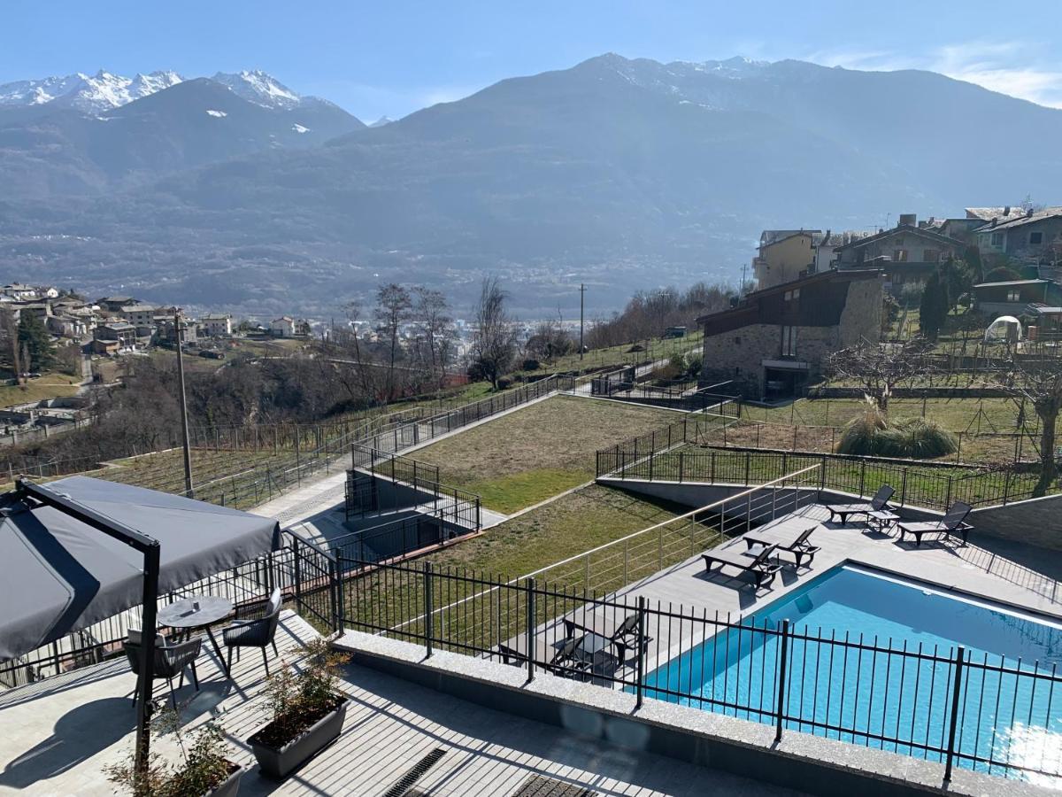 Guest House Le Cassandre Sondrio Bagian luar foto